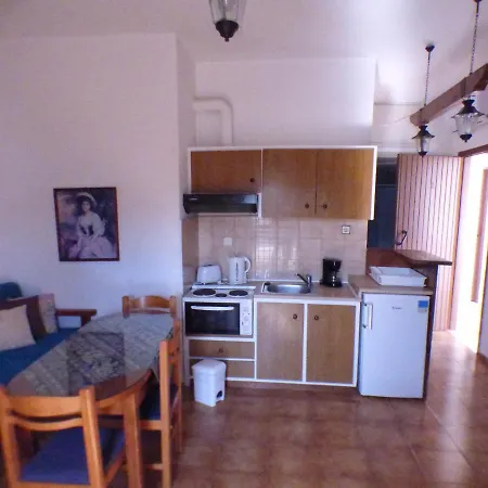Aparthotel Eleni 2*